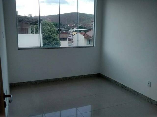 #479 - Apartamento para Venda em Coronel Fabriciano - MG